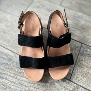 Vionic Women's Black Wedge Sandals Shoes 8